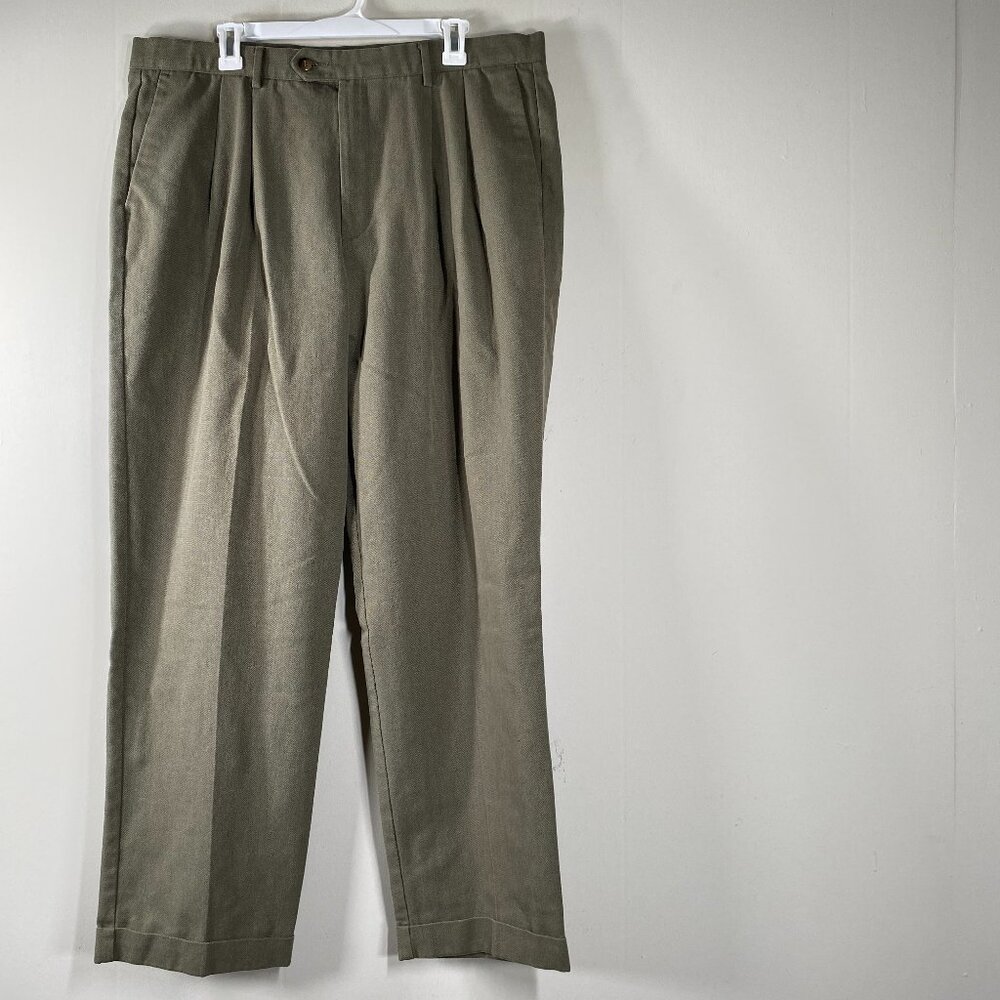 Dockers Pleated Khaki Pants Men's 40 x 32 High Rise Green Casual